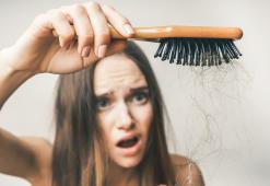 Causas da queda de cabelo. Como aumentar o volume e evitar a queda de cabelo?