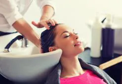 Tratamentos profissionais para o cabelo. Que procedimentos de condicionamento do cabelo valem a pena experimentar?