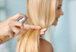 Tratamento capilar com óleo no salão de beleza ou em casa - diferenças, efeitos, avaliações